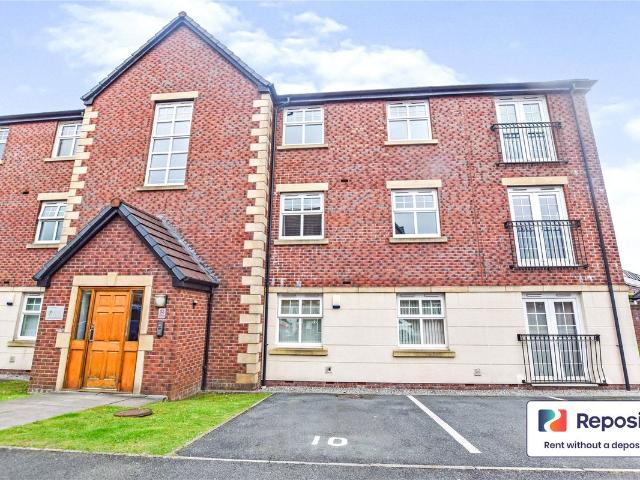 Apartment for rent in Irlam, Salford