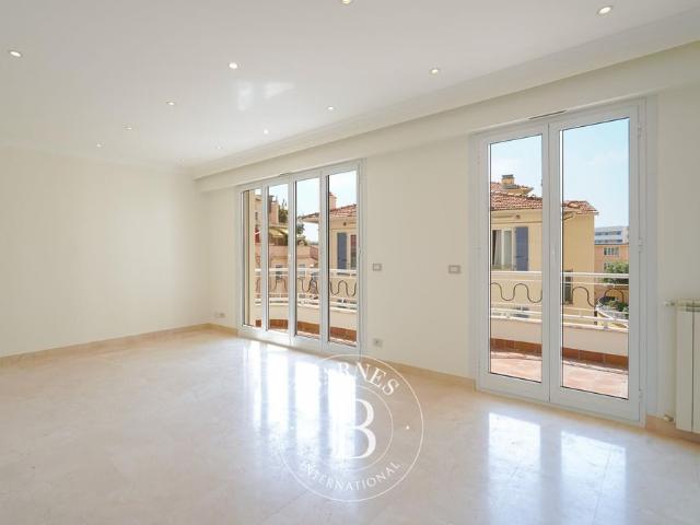 Appartement location à Nice, Beausoleil