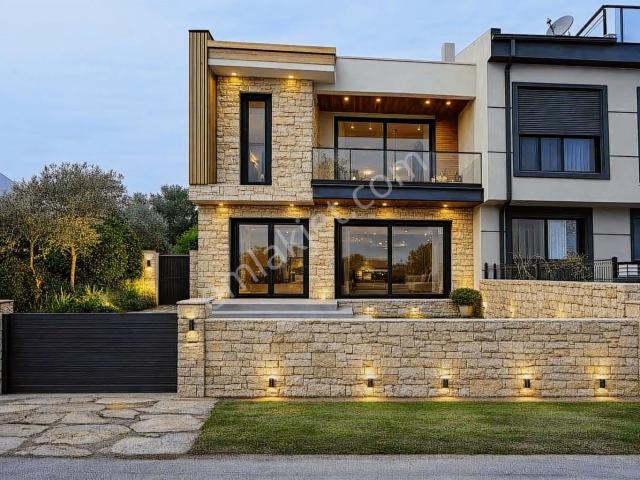 Urla, İzmir içerisinde satılık Villa