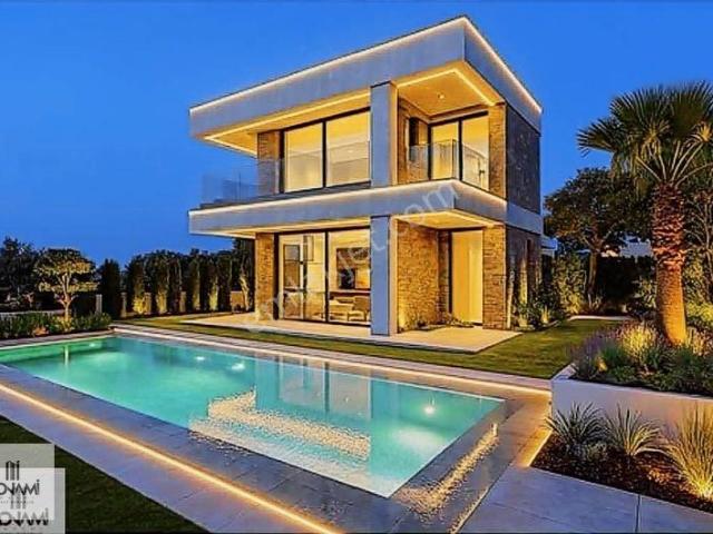 Güzelbahçe, İzmir içerisinde satılık Villa