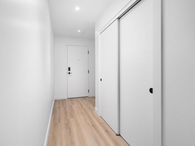 Apartment for rent in Saint-Laurent, Montréal