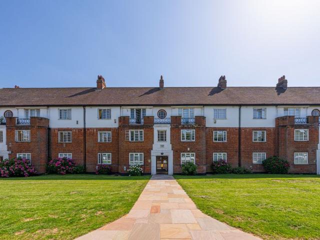 Apartment for rent in Hampstead Garden Suburb, Greater London