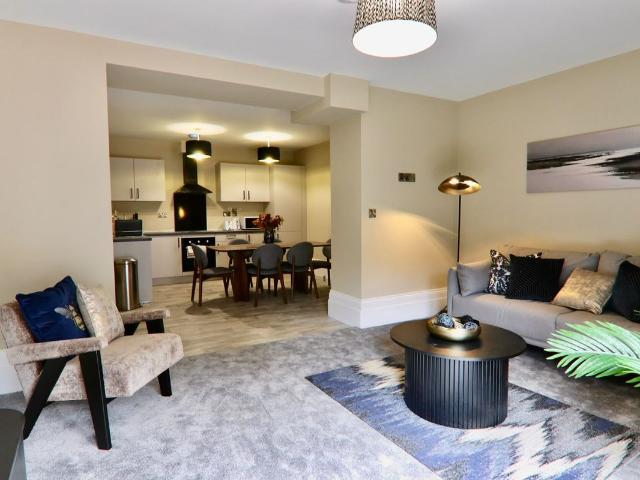 House for rent in Pinders Heath, West Yorkshire