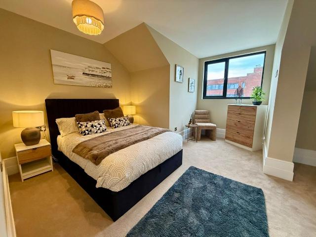 House for rent in Belle Isle, West Yorkshire