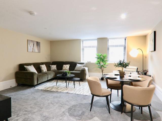 House for rent in Belle Isle, Wakefield