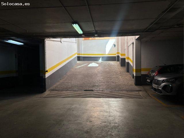 Local Comercial en alquiler en Huerta del Rey, Valladolid