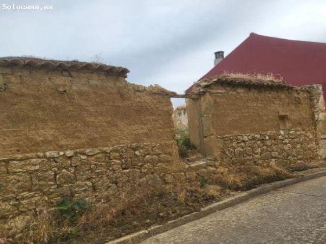 Casa en venta en Valdeolmillos, Castilla y León