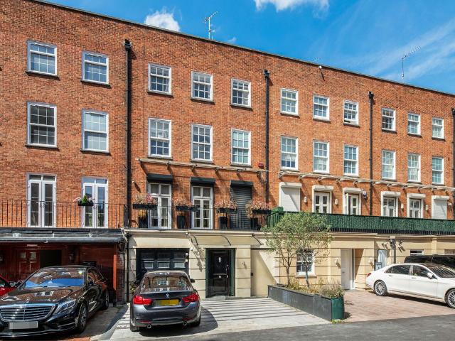 House for rent in Knightsbridge, Greater London