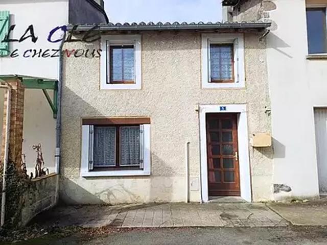 Maison vente à Bressuire, Le Breuil-bernard