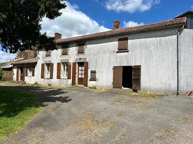 Maison vente à Bressuire, Le Breuil-bernard