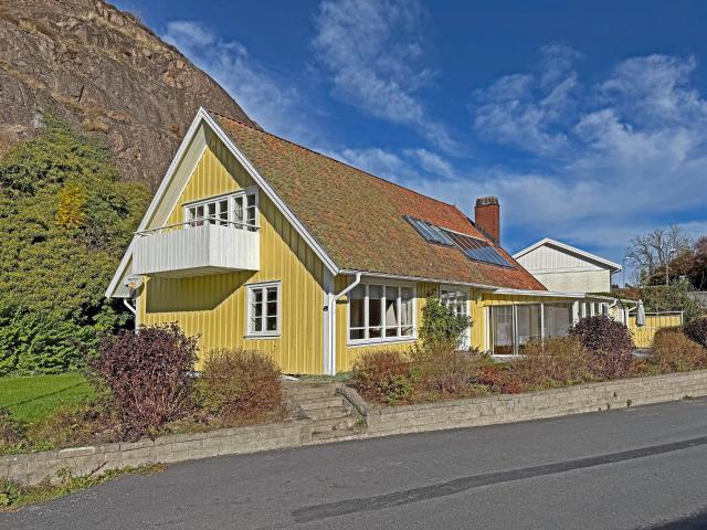 Hus till salu i Hamburgsund, Västra Götaland