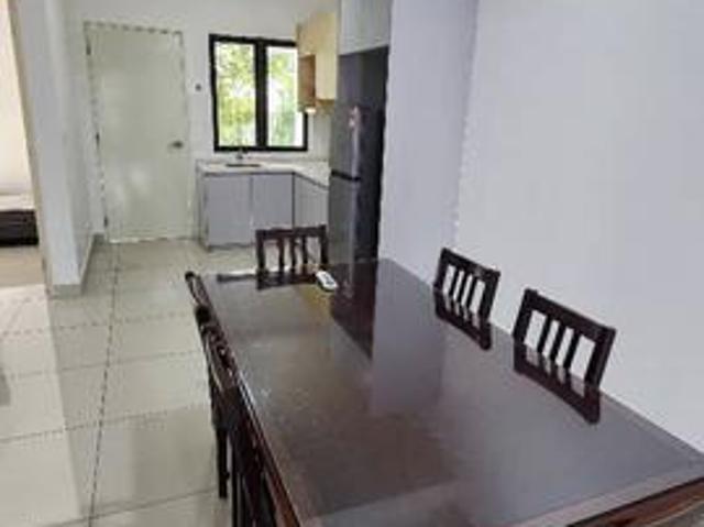 Townhouse for rent in Tanjong Sepat, Selangor