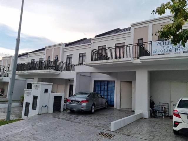 Terraced House for sale in Tanjong Sepat, Selangor