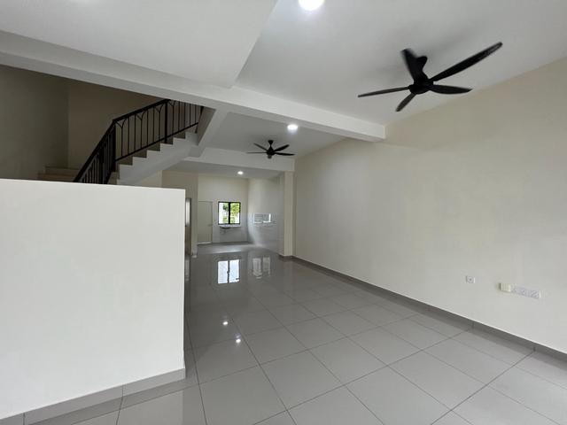 Terraced House for rent in Tanjong Sepat, Selangor
