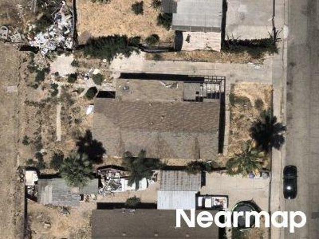 House for sale in Winton