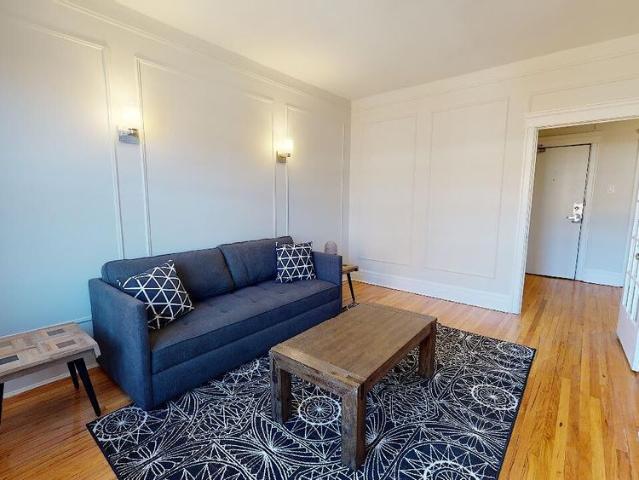 Apartment for rent in St. Leonard's, Quebec