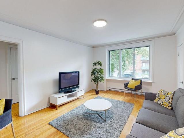Apartment for rent in St. Leonard's, Quebec