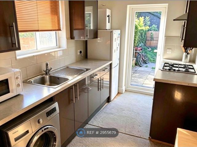Room for rent in New Barnet, Greater London