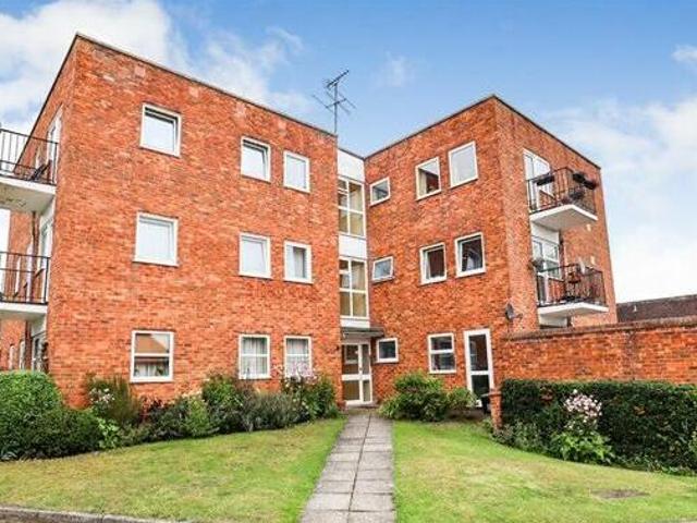 House for sale in Five Acres, Hertfordshire