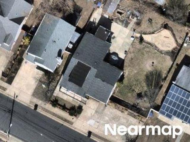 House for sale in Middletown