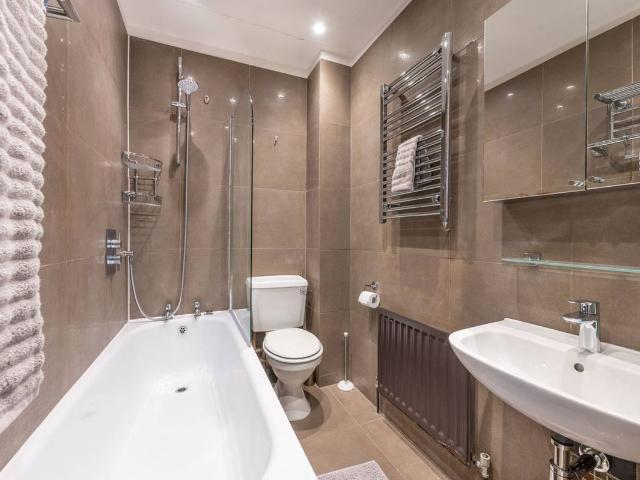 Apartment for rent in Kensal Town, Bayswater