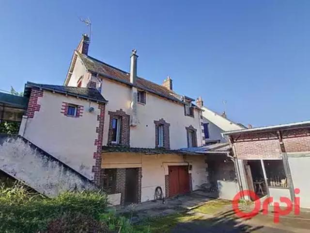 Maison vente à Tours, Monnaie