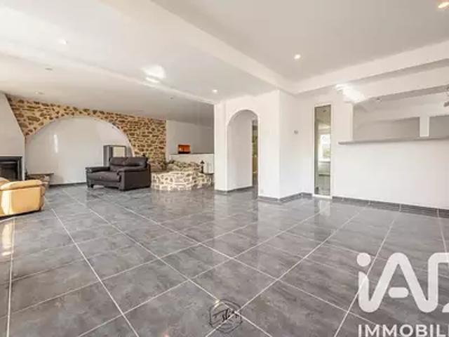 Maison vente à Thionville, Monneren