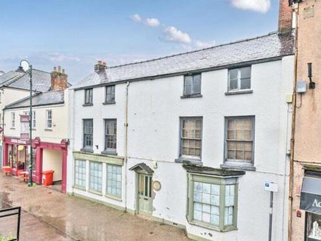 House for sale in Monmouth, Wales