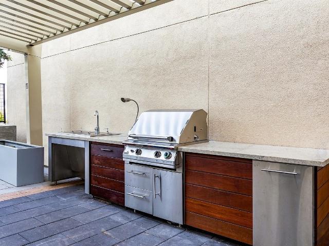 Apartment for rent in Koreatown Northgate, Oakland