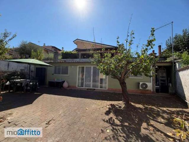 Appartamento in affitto a Casal Bernocchi, Roma Capitale