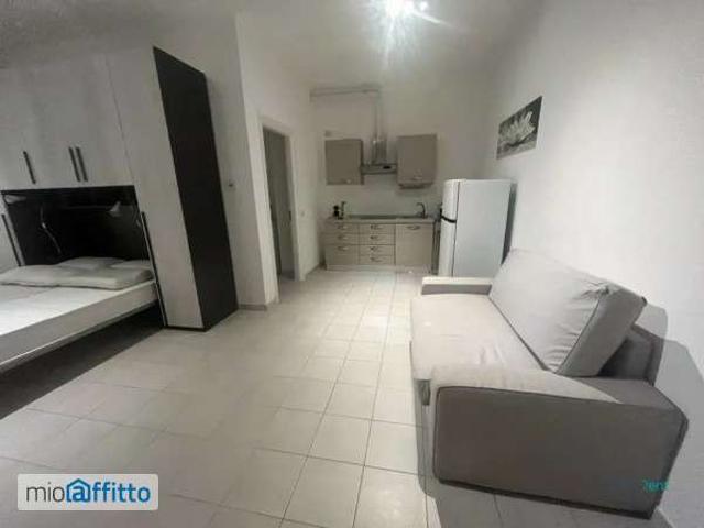 Appartamento in affitto a Municipio 8 di Milano, Milano