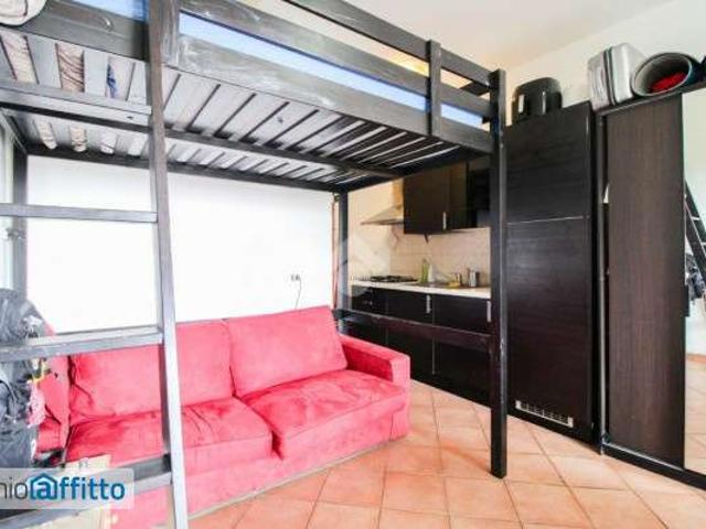 Appartamento in affitto a Municipio 9, Milano