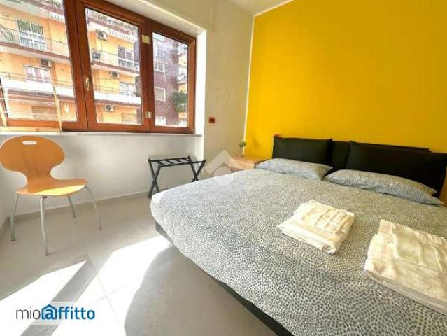 Appartamento in affitto a Municipalità 5, Campania