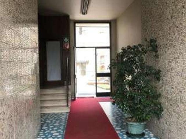 Appartamento in affitto a Municipio 7, Milano