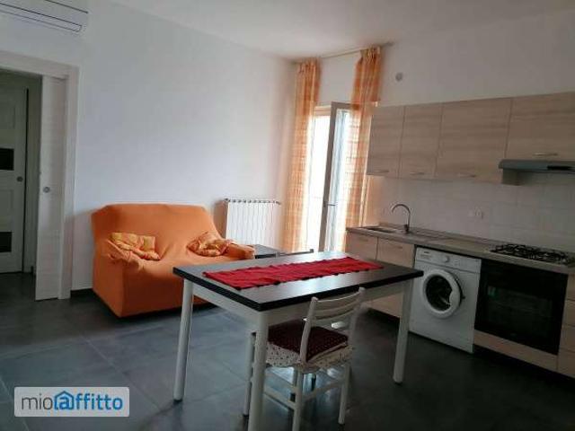 Appartamento in affitto a Municipio 4, Puglia