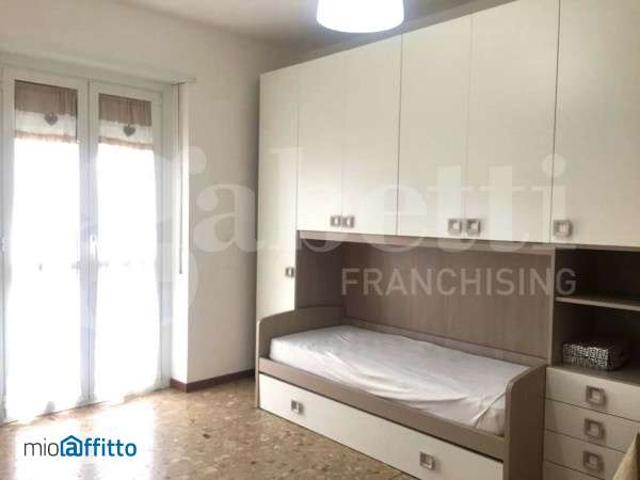 Appartamento in affitto a Municipio 6, Milano