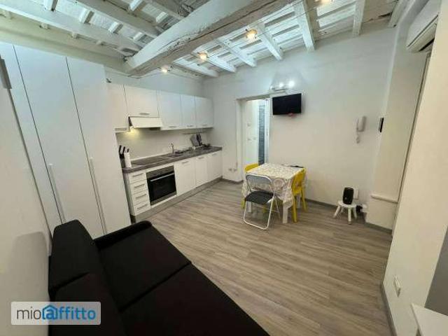 Appartamento in affitto a Municipio 1, Milano