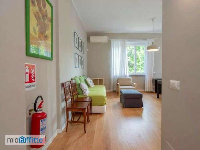 Appartamento in affitto a Vetra, Milano