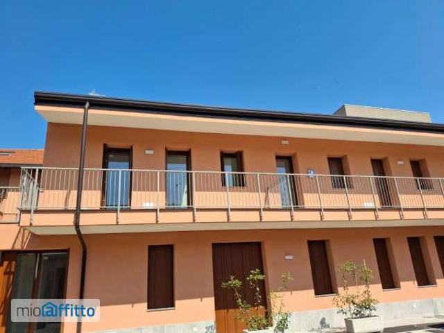 Appartamento in affitto a Pero