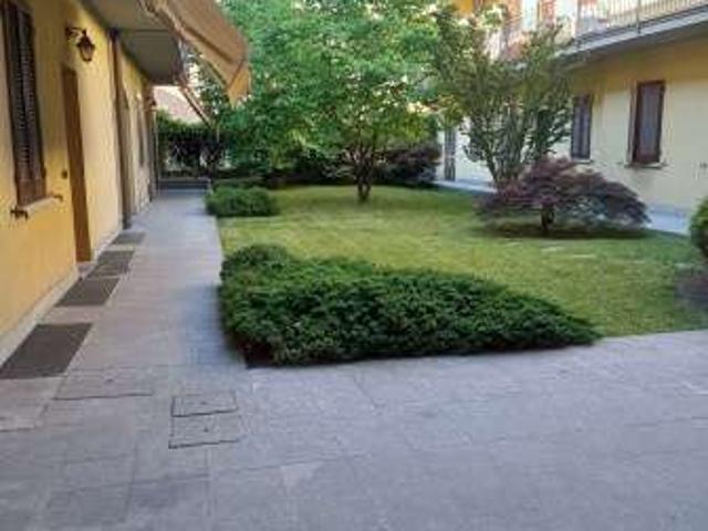 Appartamento in affitto a Samarate, Lombardia