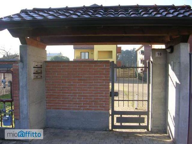 Appartamento in affitto a Lonate Pozzolo, Lombardia