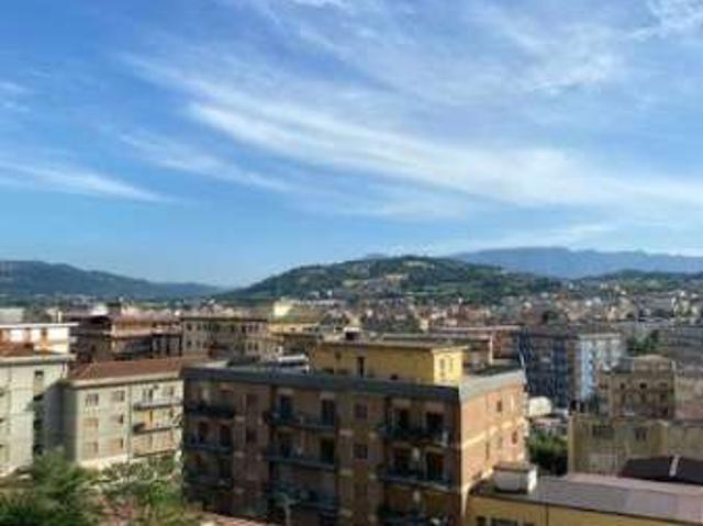 Appartamento in affitto a Porta Rufina, Benevento