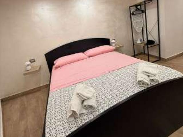 Appartamento in affitto a Municipalità 4, Campania