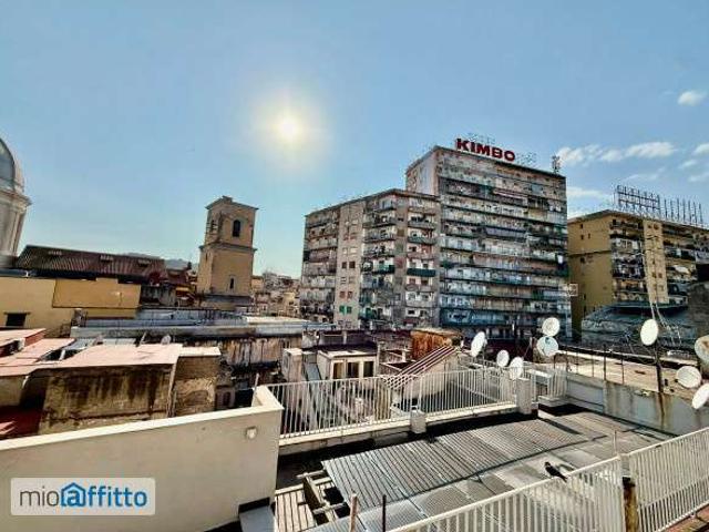 Appartamento in affitto a Municipalità 2, Campania