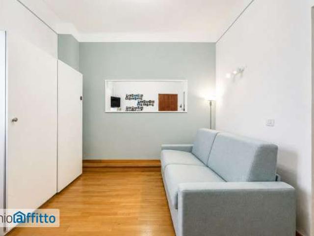 Villa Indipendente in affitto a Municipio 8 di Milano, Milano