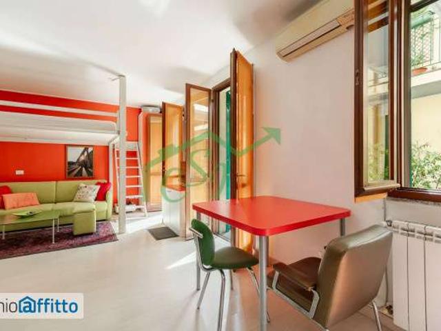 Villa Indipendente in affitto a Municipio 8 di Milano, Milano