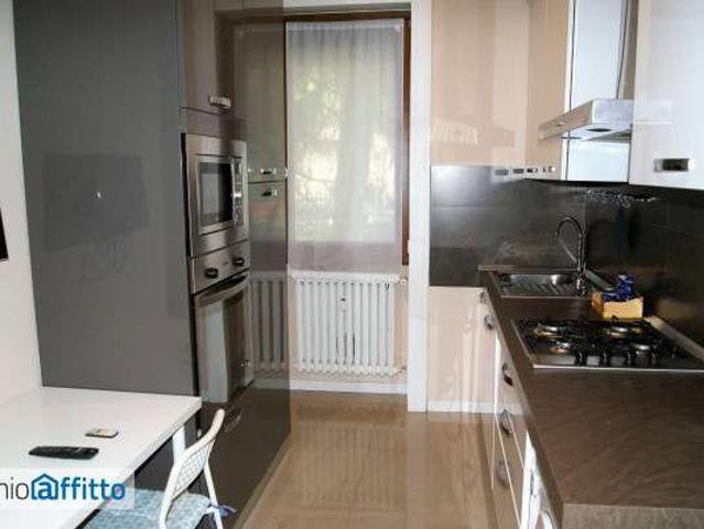 Villa Indipendente in affitto a Municipio 8 di Milano, Milano