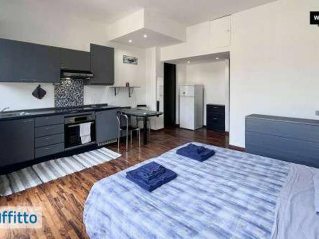 Villa Indipendente in affitto a Milano