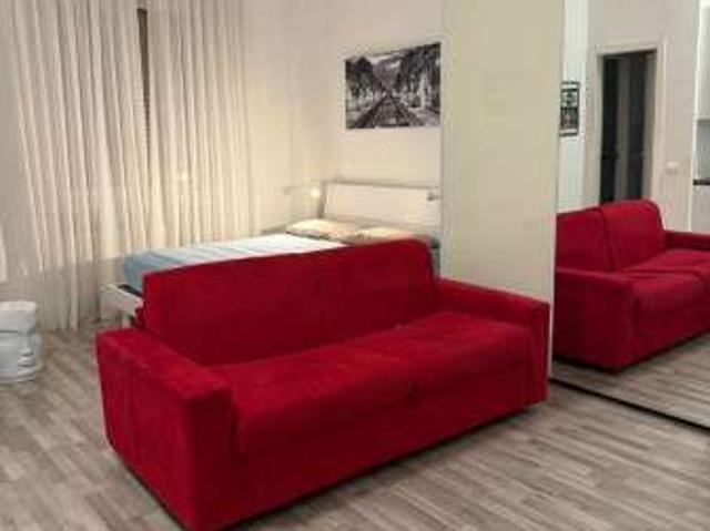 Villa Indipendente in affitto a Milano