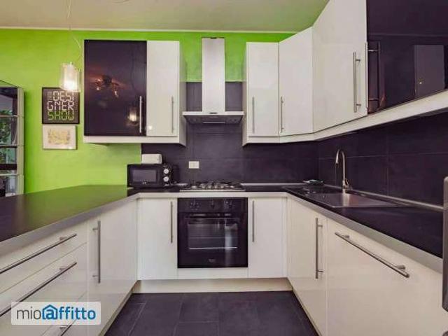 Villa Indipendente in affitto a Milano